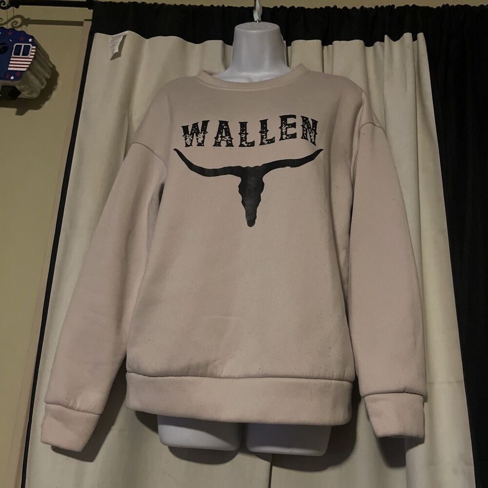 Morgan Wallen Womens Ivory Brown Sweatshirt Size M Whiskey Bar Guns Boat Cowboy